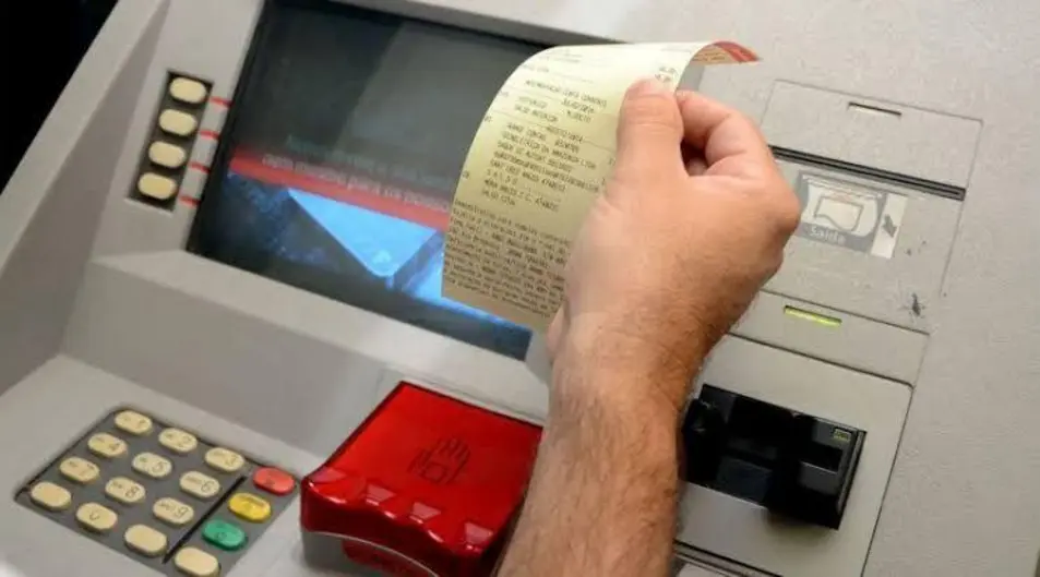 Bancos são condenados a indenizar clientes por empréstimos não autorizados