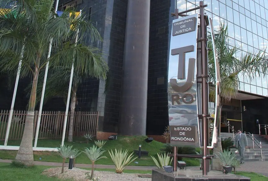 Tribunal de Justiça nega revogação de prisão de piloto acusado de tráfico de drogas