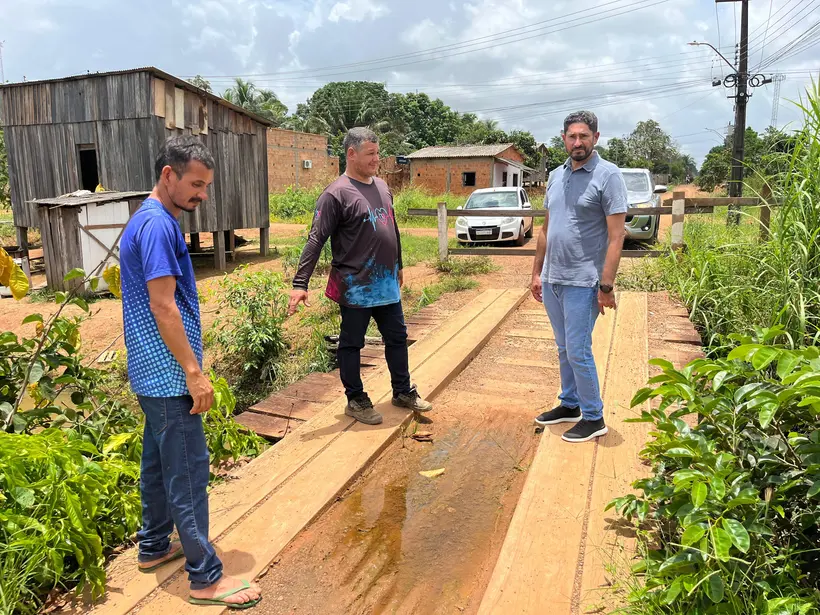 Vereador Márcio Pacele ouve demandas de moradores na Ponta do Abunã