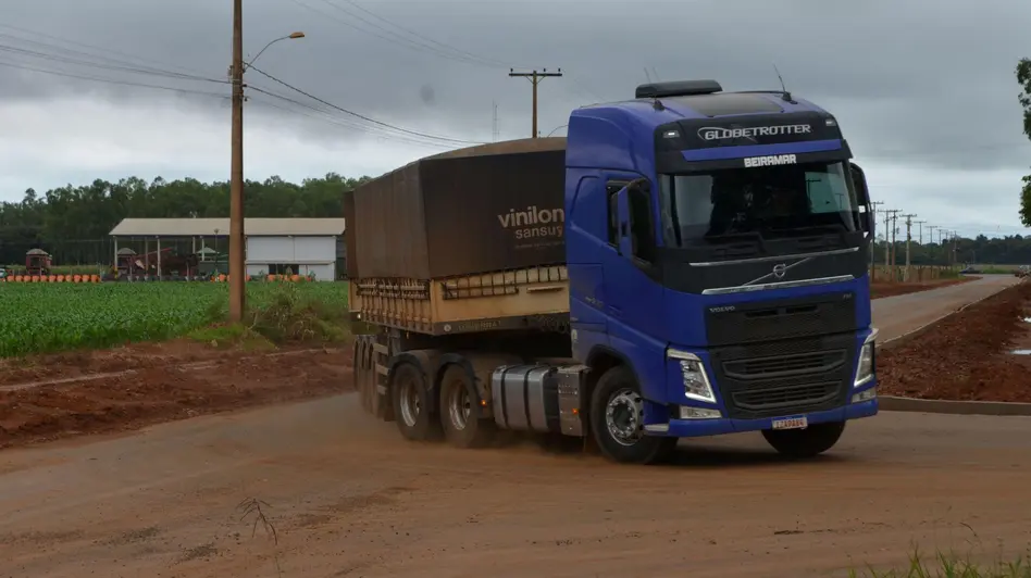 As obras de asfaltamento em Vilhena melhoram acessos à Cooperativa de Transportes