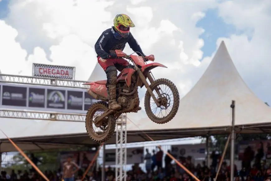 Cacoal recebe abertura do Campeonato Estadual de Motocross