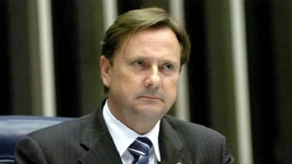 MPF volta atrás e mantém inelegibilidade de Acir Gurgacz para 2026