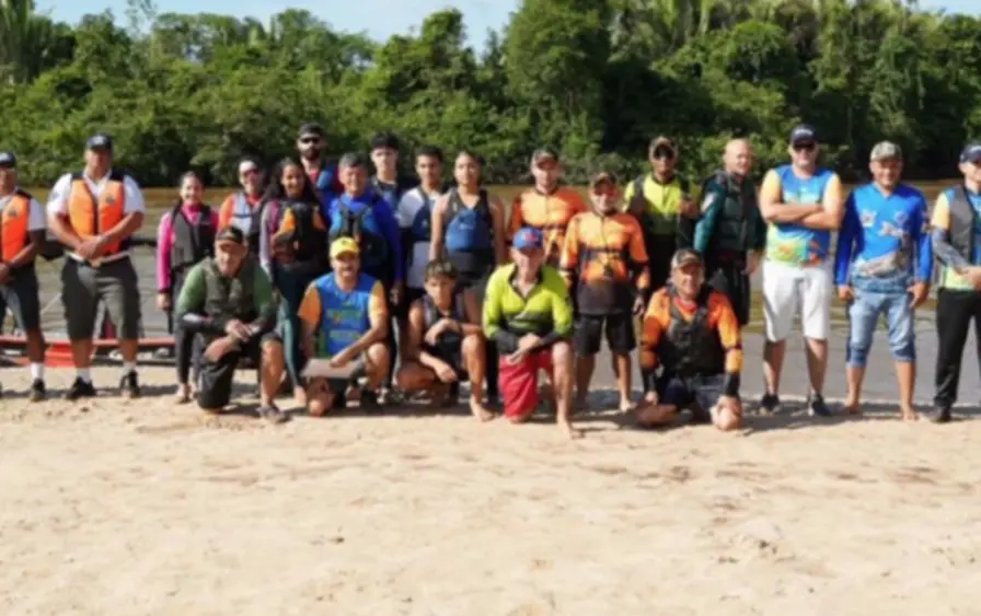 Silveira Móveis vence prova de 28 km no Barco Cross em Jaru