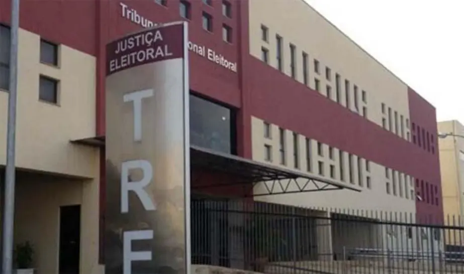 Representação no TRE RO questiona uso do sobrenome Bolsonaro