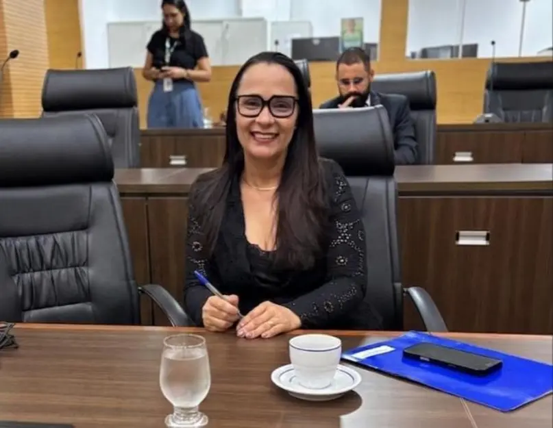 Rosangela Donadon garante emenda de 809899 para saude em Cabixi