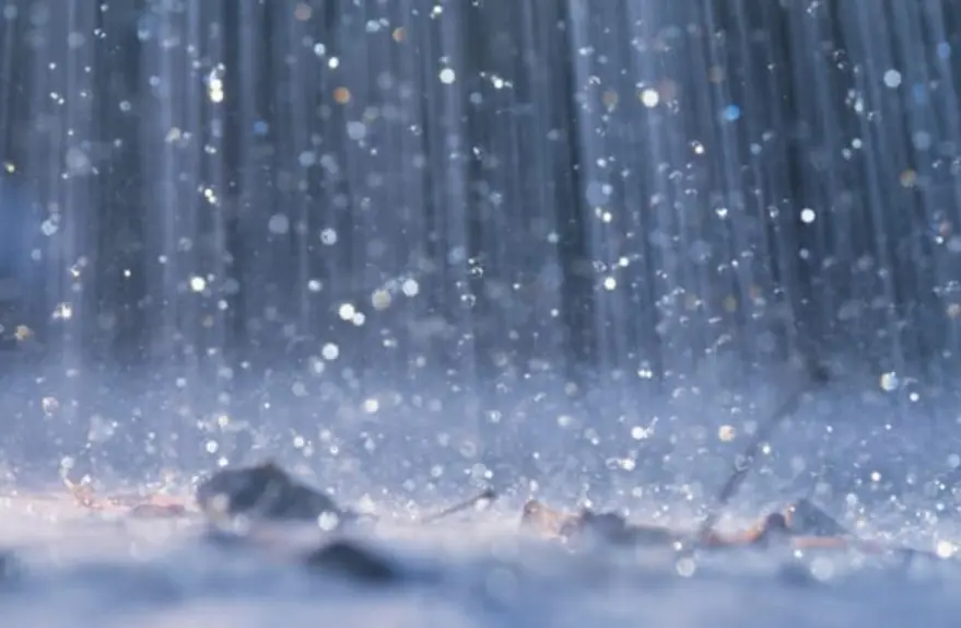Sexta feira com sol e calor e chance de chuva em Rondônia