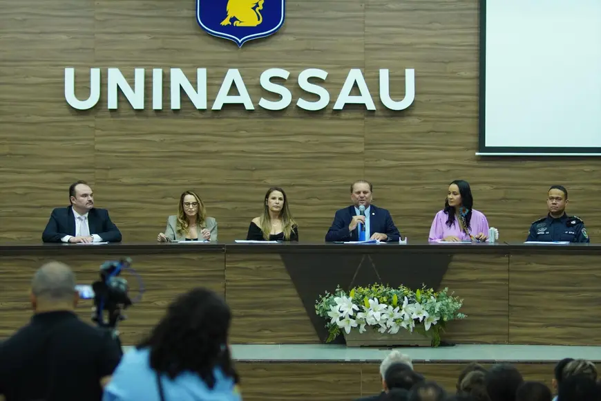 Sessão solene em Cacoal homenageia 300 pioneiros e profissionais