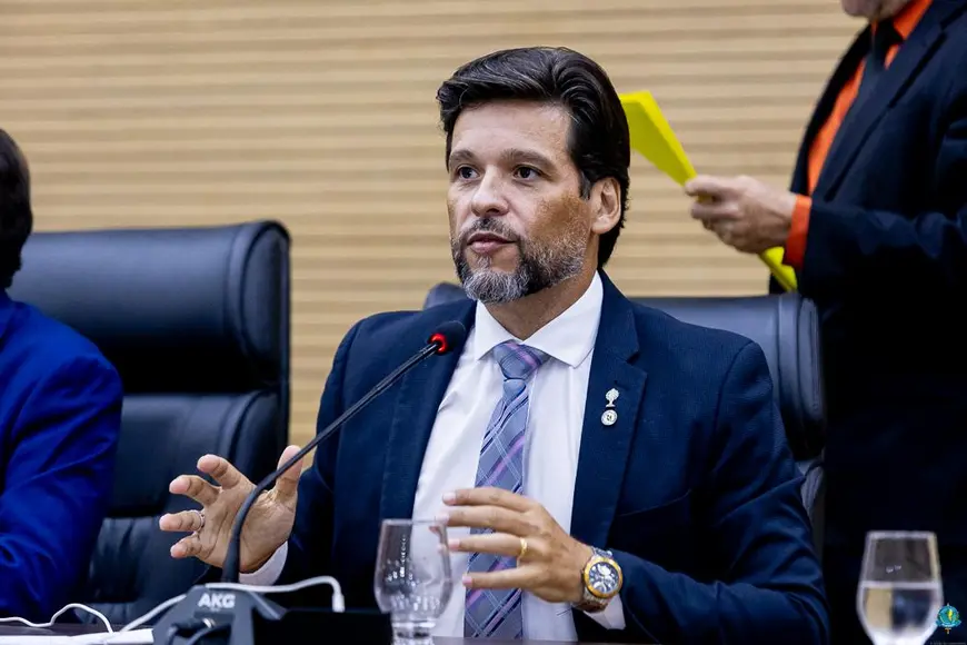 Delegado Camargo cobra dados sobre qualidade da água em Parecis