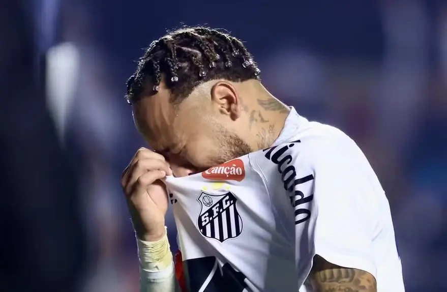 Neymar com lesão grau 2 na panturrilha e fora dos amistosos