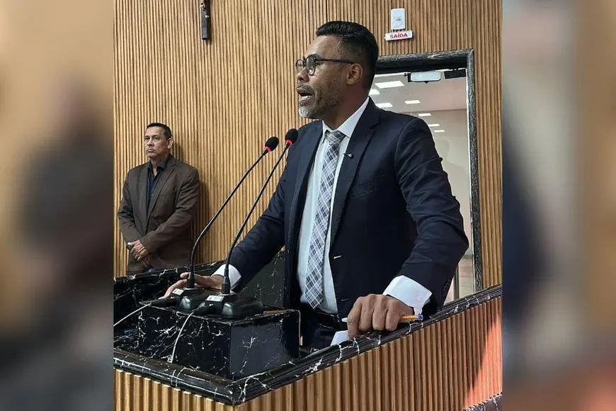 Vereador Dr Santana cobra recomposição salarial em Porto Velho