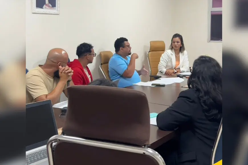 Porto Velho discute cargos de interpretes e professores bilingues