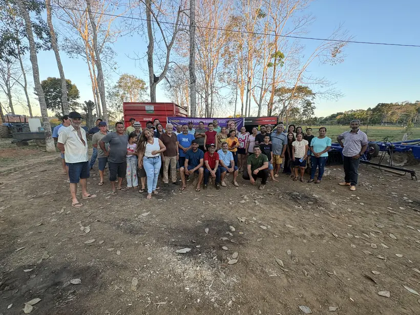 Deputada estadual Cláudia entrega implementos a produtores de Jaru