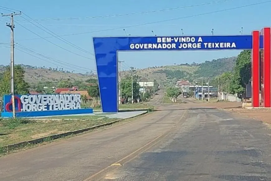 Governador Jorge Teixeira cresce e enfrenta déficit de saneamento