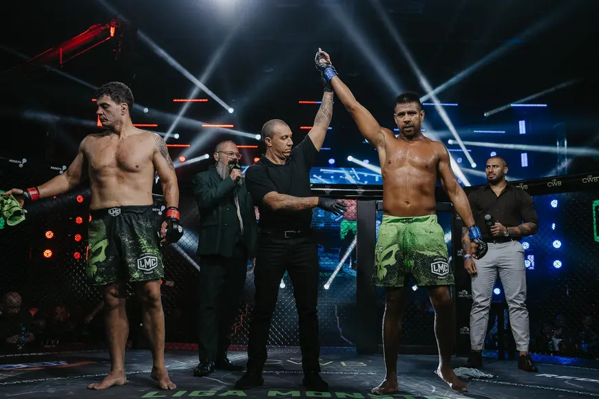 Lucas Camacho vence Albini Baby por nocaute técnico em Curitiba