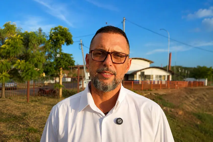 Dr Caio Machado pede que politicos usem os servicos do SUS