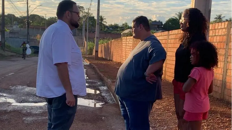 Tezzari acompanha recuperação de vias em Nova Esperança Porto Velho