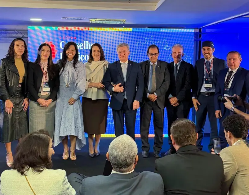 Dr Fernando Máximo participa do 1o Forum Politico da CGADB