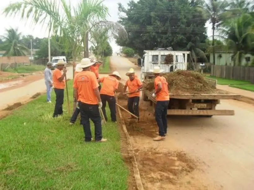 Rondônia usa reeducandos em obras do DER para ressocialização